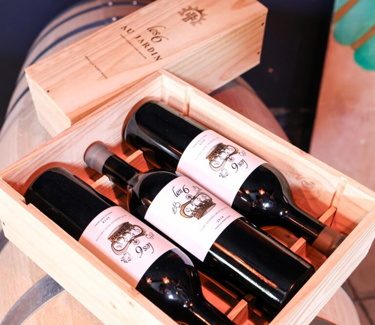 Les 6 au jardin2 768x665