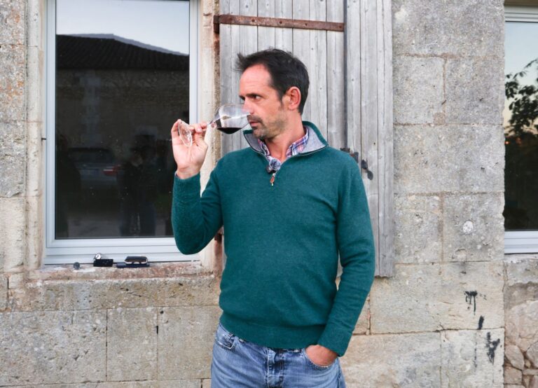 WhatsApp Image 2025 10 22 at 13.03.48 1 768x554